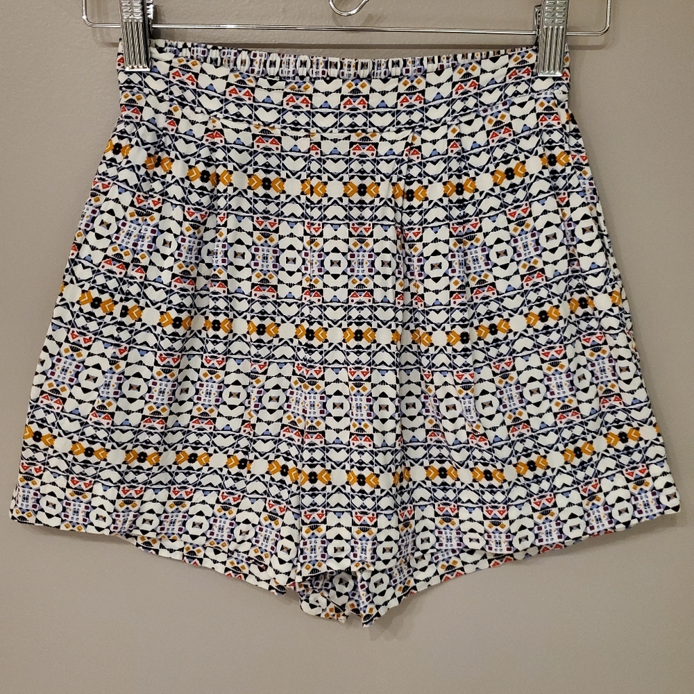 H&M Geometric Shorts - Size 2